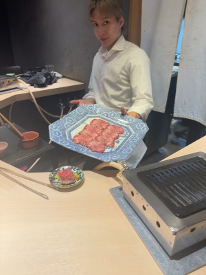 スタッフブログ：2025年12月21日 07:07の投稿「初、榊山牛」